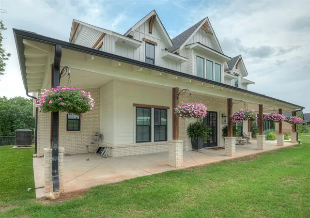 Photo 2 of Sale Pending at 14140 Walnut Ridge, Arcadia, OK 73007 | MLS# 1233449 | Listing updated on 2026-08-27