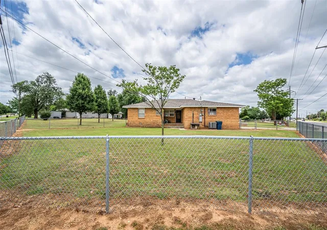 19th image of 1601 S Webster Dr, Oklahoma City, OK 73130 | MLS# 1233483