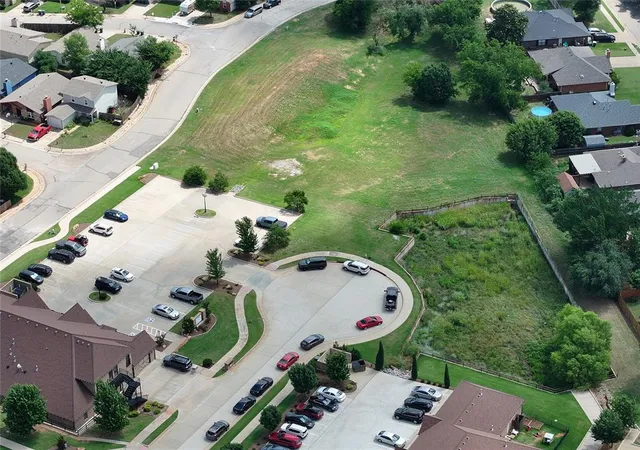 2nd image of Lot 1 Block 1 Astoria Ct, Edmond, OK 73034 | MLS# 1233487