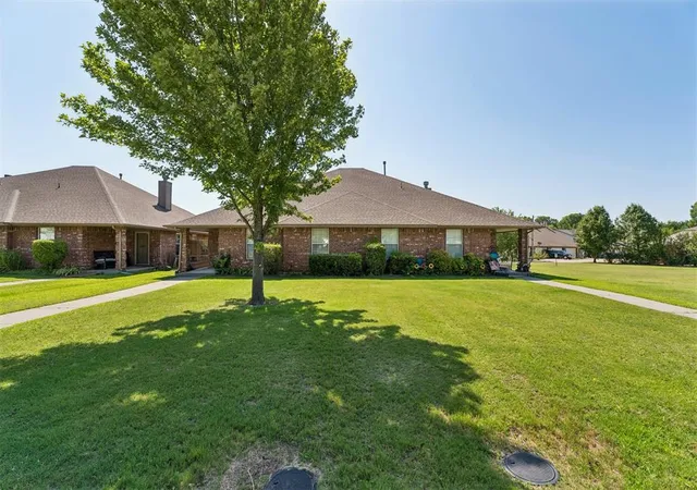 Homes for sale in Yukon, OK | 400 N Willowood Dr #400 and 402, Yukon, OK 73099 | MLS# 1233500