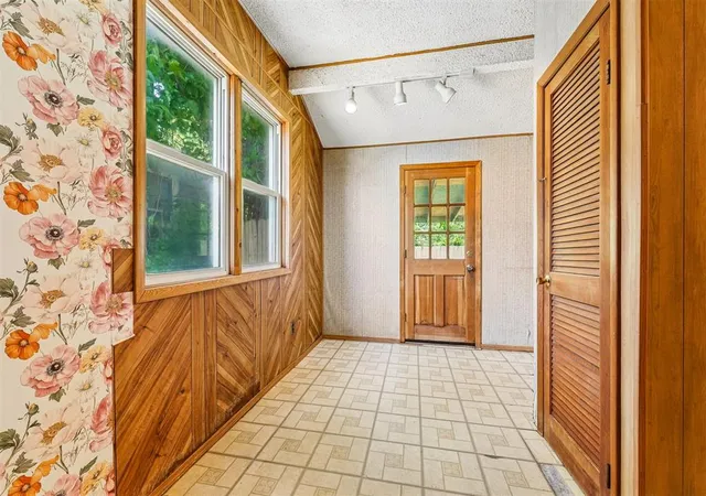 Photo 4 of Sale Pending at 4001 Thomas Ave, Oklahoma City, OK 73115 | MLS# 1233509 | Listing updated on 2026-09-14