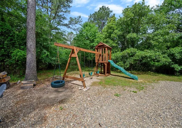 43rd image of 957 Pine Hills Rd, Broken Bow, OK 74728 | MLS# 1233538