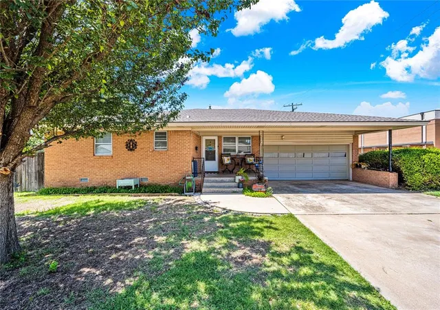 Homes for sale in Duncan, OK | 433 Lester Blvd, Duncan, OK 73533 | MLS# 1233547