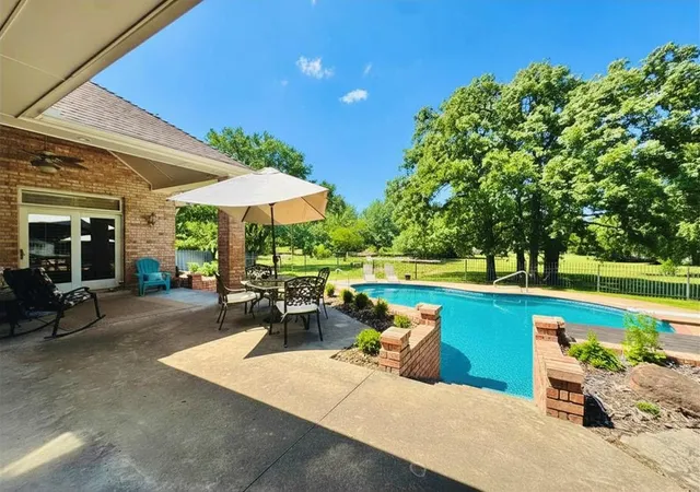 Homes for sale in Midwest City, OK | 9125 Whispering Oaks Dr, Midwest City, OK 73130 | MLS# 1233565