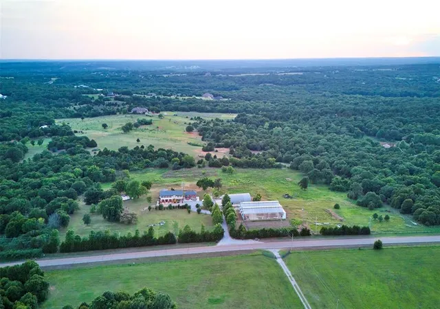 1st image of 22525 N Luther Rd, Luther, OK 73054 | MLS# 1233581