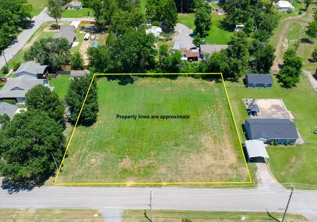 Homes for sale in Fort Gibson, OK | 302 S Scott St, Fort Gibson, OK 74434 | MLS# 1233582
