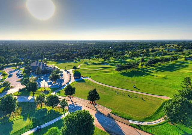 Photo 2 of Mansion for sale at 6401 Oak Tree Dr, Edmond, OK 73025 | MLS# 1233589 | Listing updated on 2026-06-23