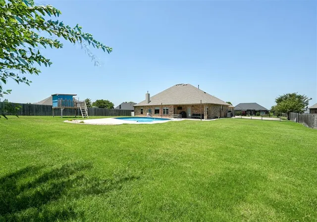 46th image of 10812 Nw 95th St, Yukon, OK 73099 | MLS# 1233630