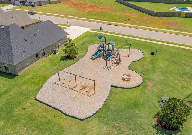 5th image of 9309 Nw 146th St, Yukon, OK 73099 | MLS# 1233634