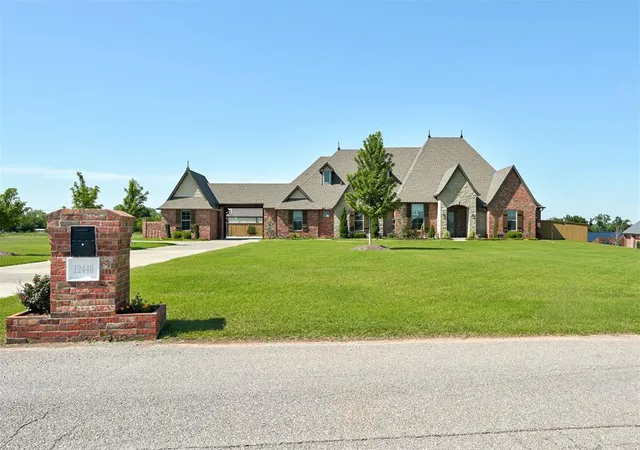 Photo 3 of Sale Pending at 12448 Sw 110th Street, Mustang, OK 73064 | MLS# 1233699 | Listing updated on 2026-09-29