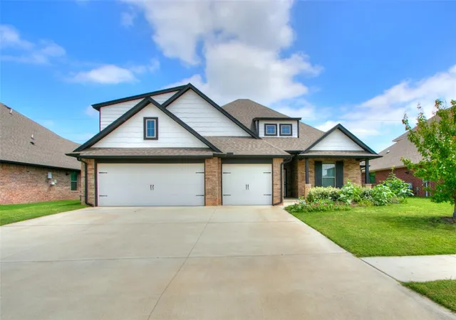 Photo 2 of Sale Pending at 1613 Reid Pryor Rd, Norman, OK 73072 | MLS# 1233708 | Listing updated on 2026-10-09