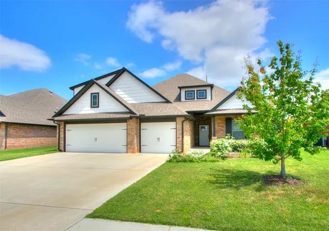 Photo 3 of Sale Pending at 1613 Reid Pryor Rd, Norman, OK 73072 | MLS# 1233708 | Listing updated on 2026-10-09