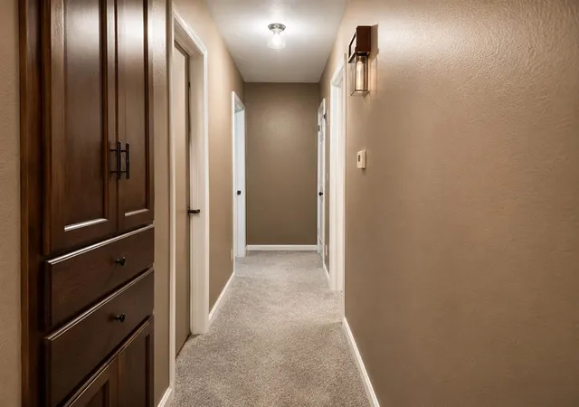 Photo 4 of Single family home for sale at 4305 Valley Frg Dr, Enid, OK 73703 | MLS# 1233731 | Listing updated on 2026-07-21