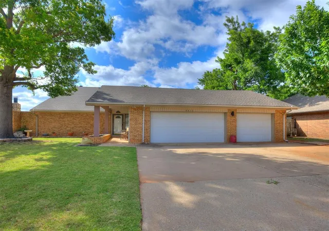 Photo 1 of Single family home for sale at 6612 Briarcreek Dr, Oklahoma City, OK 73162 | MLS# 1233746 | Listing updated on 2026-08-06