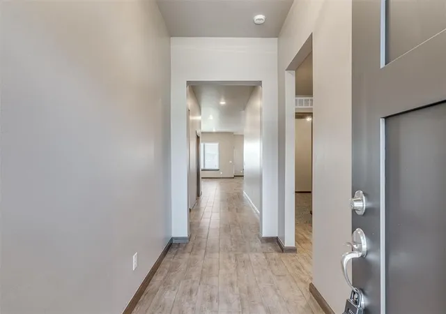 Photo 4 of Single family home for sale at 2309 Pueblos Rd, Edmond, OK 73012 | MLS# 1233782 | Listing updated on 2026-09-01