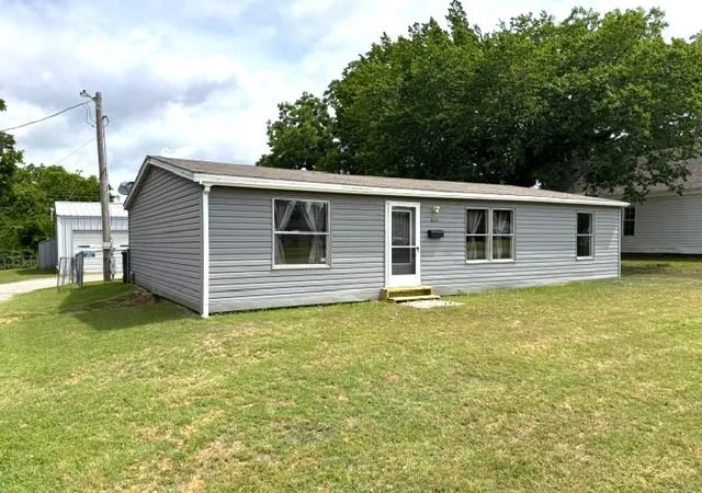 Homes for sale in Tecumseh, OK | 509 E Park St, Tecumseh, OK 74873 | MLS# 1233793