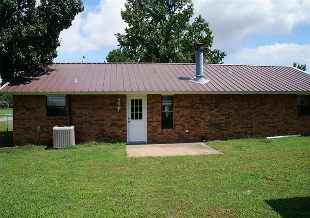 5th image of 501 S Clifford Ct, Wayne, OK 73095 | MLS# 1233812