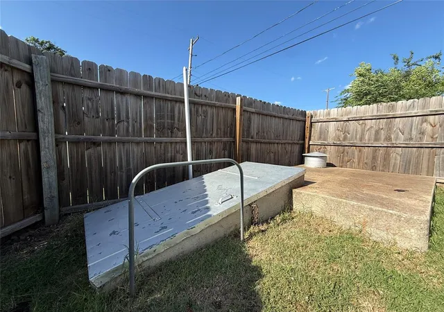 Homes for sale in Shawnee, OK | 1721 N Market Ave, Shawnee, OK 74804 | MLS# 1233823