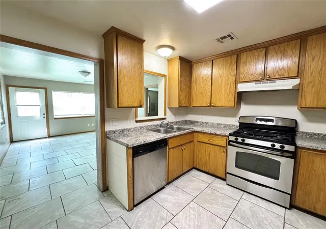Homes for sale in Choctaw, OK | 2411 N Clarke St, Choctaw, OK 73020 | MLS# 1233824