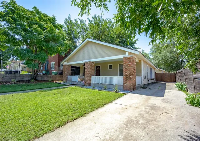 Photo 3 of Sale Pending at 434 Nw 25th Street, Oklahoma City, OK 73103 | MLS# 1233857 | Listing updated on 2026-09-04
