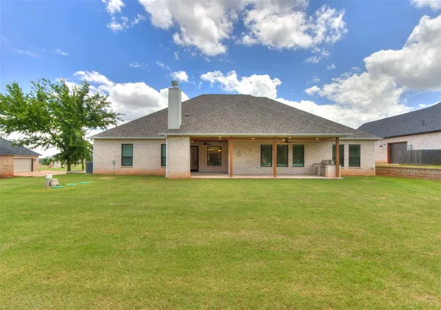 Photo 2 of Single family home for sale at 2218 Winter Crk Blvd, Blanchard, OK 73010 | MLS# 1233866 | Listing updated on 2026-08-14