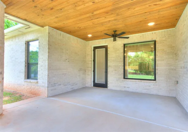 Homes for sale in Blanchard, OK | 2218 Winter Creek Blvd, Blanchard, OK 73010 | MLS# 1233866