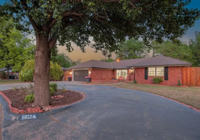 Photo 1 of Sale Pending at 6612 Edgewater Dr, Oklahoma City, OK 73116 | MLS# 1233881 | Listing updated on 2026-08-30