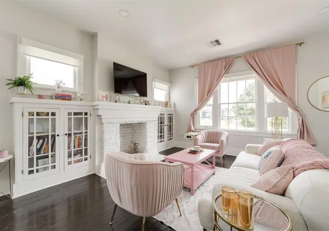 Photo 3 of Single family home for sale at 908 Nw 22nd Street, Oklahoma City, OK 73106 | MLS# 1233884 | Listing updated on 2026-09-02