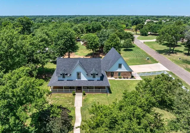 Photo 2 of Single family home for sale at 834 County St 2984, Blanchard, OK 73010 | MLS# 1233894 | Listing updated on 2026-08-26