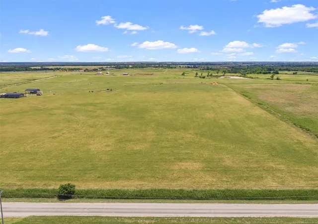 Homes for sale in Duncan, OK | 1 W Fuller Rd, Duncan, OK 73533 | MLS# 1233898