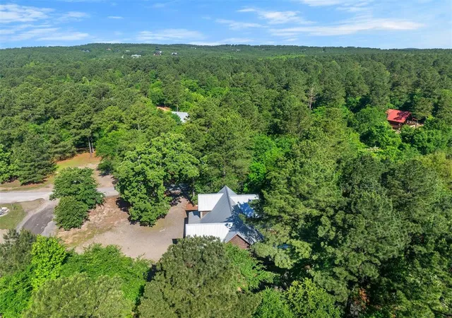 4th image of 32 Orange Blossom Ln, Broken Bow, OK 74728 | MLS# 1233916