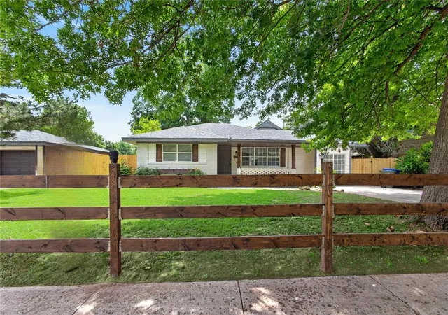 4th image of 1626 Lenox Dr, Norman, OK 73069 | MLS# 1233923