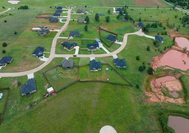 Photo 1 of Land for sale at 9113 Vista Reach, Edmond, OK 73025 | MLS# 1233964 | Listing updated on 2026-08-18