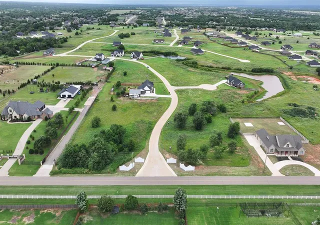 4th image of 4700 Ranchero Dr, Edmond, OK 73025 | MLS# 1234004