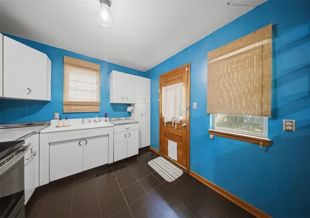 Photo 3 of Sale Pending at 2920 N Geraldine Ave, Oklahoma City, OK 73107 | MLS# 1234013 | Listing updated on 2026-08-05