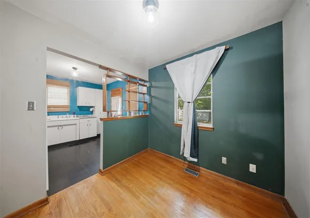 Photo 3 of Sale Pending at 2920 N Geraldine Ave, Oklahoma City, OK 73107 | MLS# 1234013 | Listing updated on 2026-08-05