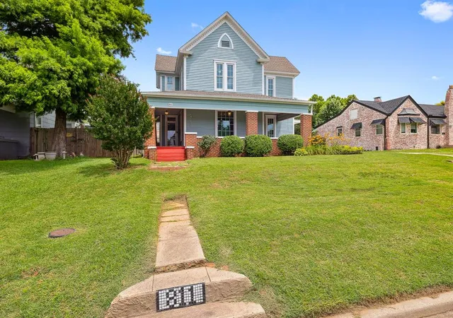 4th image of 811 S Barker Ave, El Reno, OK 73036 | MLS# 1234029