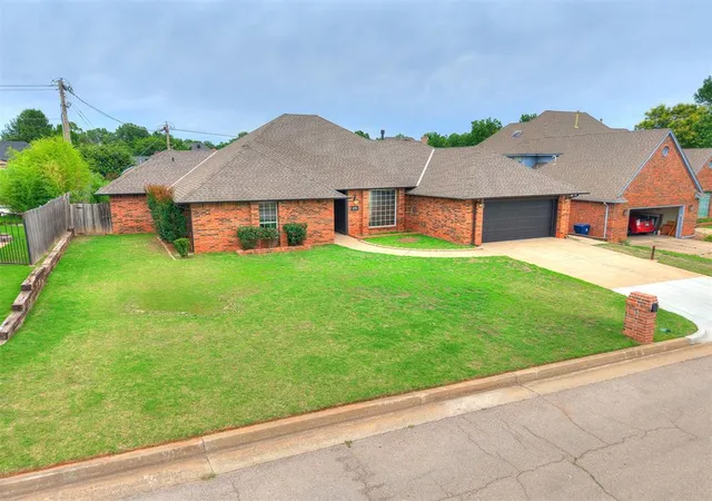Single family home for sale at 2701 SW 112th Street, Oklahoma City, OK 73170 | MLS# 1234100