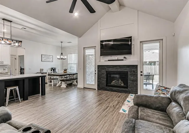 Photo 4 of Single family home for sale at 15401 Jasper Ln, Edmond, OK 73013 | MLS# 1234119 | Listing updated on 2026-08-10