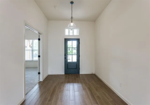 5th image of 2405 Crystal Creek Dr, Yukon, OK 73099 | MLS# 1234126