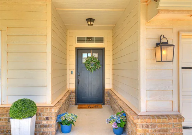 Photo 3 of Sale Pending at 18412 Autumn Grv Dr, Edmond, OK 73012 | MLS# 1234133 | Listing updated on 2026-08-27