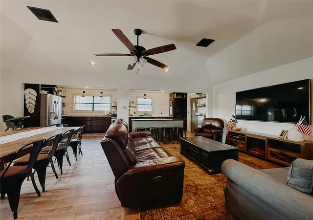 4th image of 610 Se 7Th St, Lexington, OK 73051 | MLS# 1234138