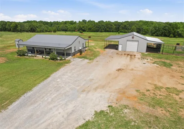 Homes for sale in Tecumseh, OK | 20229 Gaddy Rd, Tecumseh, OK 74873 | MLS# 1234144