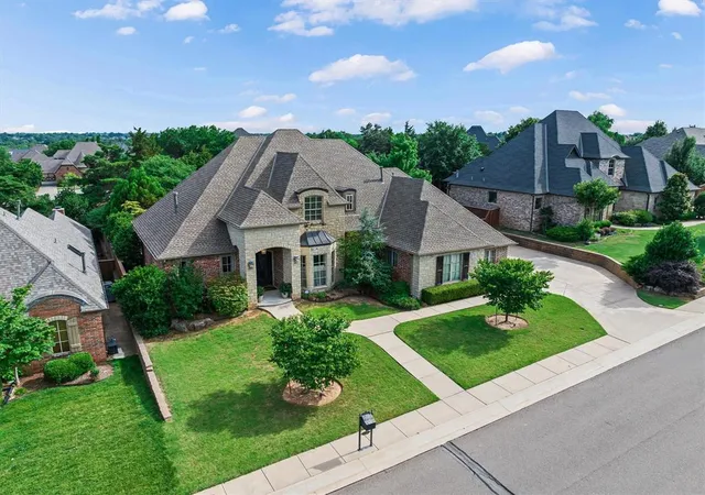 Photo 3 of Single family home for sale at 2316 Buffalo Pass, Edmond, OK 73034 | MLS# 1234186 | Listing updated on 2026-09-02