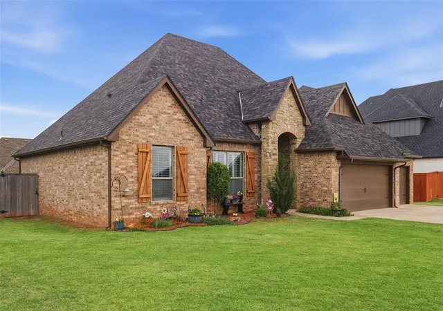 Homes for sale in Okarche, OK | 606 Elizabeth Dr, Okarche, OK 73762 | MLS# 1234193