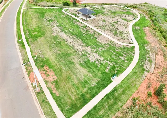 30th image of 9812 Saddle Dr, Yukon, OK 73099 | MLS# 1234196