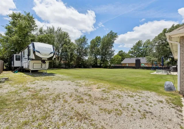 49th image of 940 Nw 35th St, Moore, OK 73160 | MLS# 1234200