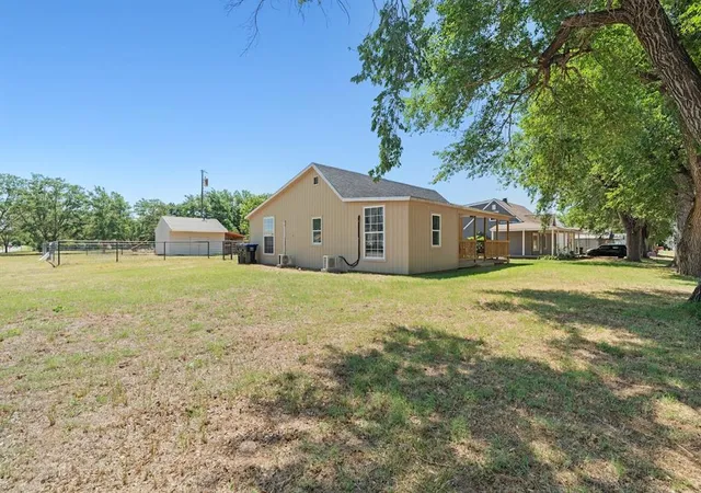 Homes for sale in Watonga, OK | 420 N Burford Ave, Watonga, OK 73772 | MLS# 1234202