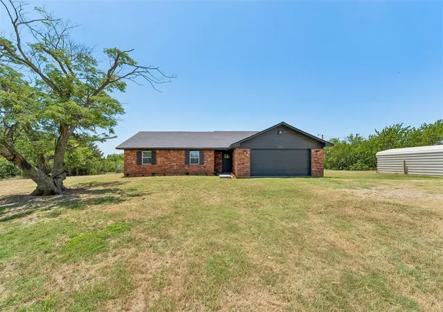 3rd image of 2814 County Street 2870 Street, Chickasha, OK 73018 | MLS# 1234209