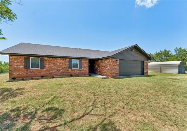 4th image of 2814 County Street 2870 Street, Chickasha, OK 73018 | MLS# 1234209